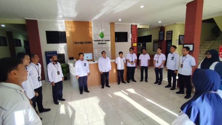 Penguatan Core Values BerAKHLAK, PA Waingapu Dorong ASN Terus Tingkatkan Kompetensi