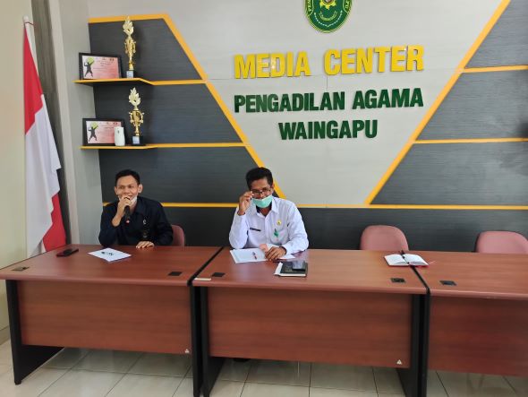 rapat evaluasi bulanan   02