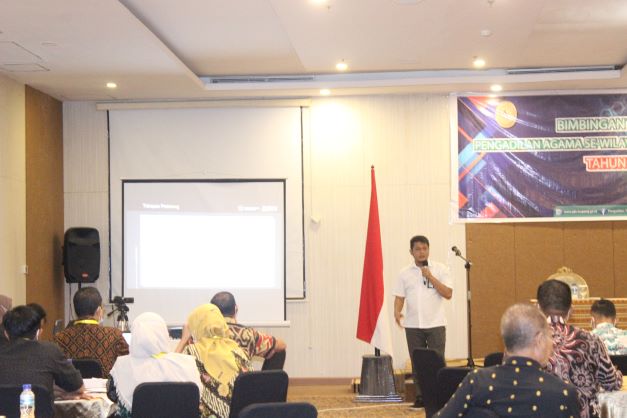 bimtek kepaniteraan 211006 03